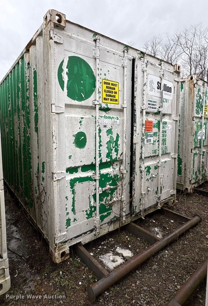 image for item FK1185 Water tank container