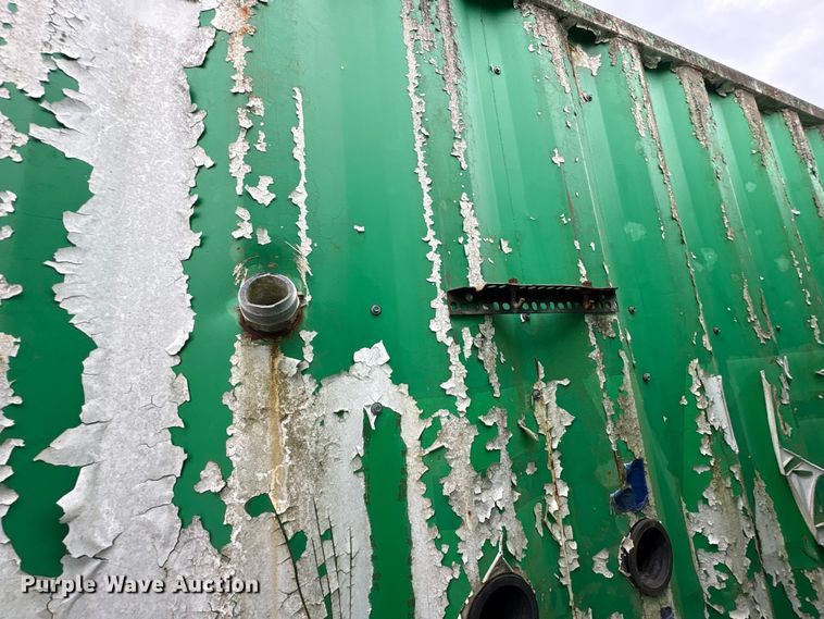 image for item FK1185 Water tank container