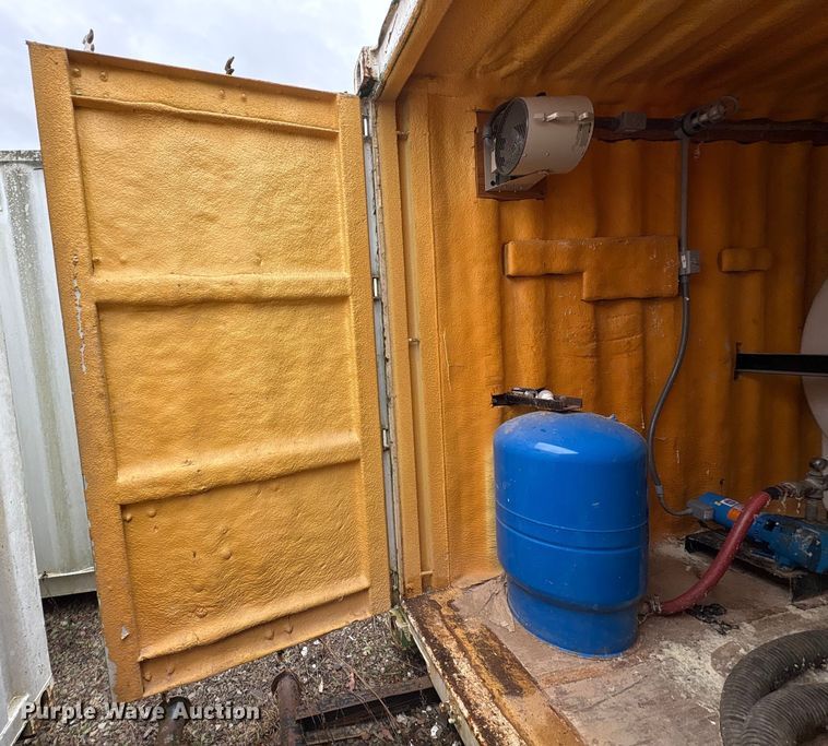 image for item FK1186 Water tank container