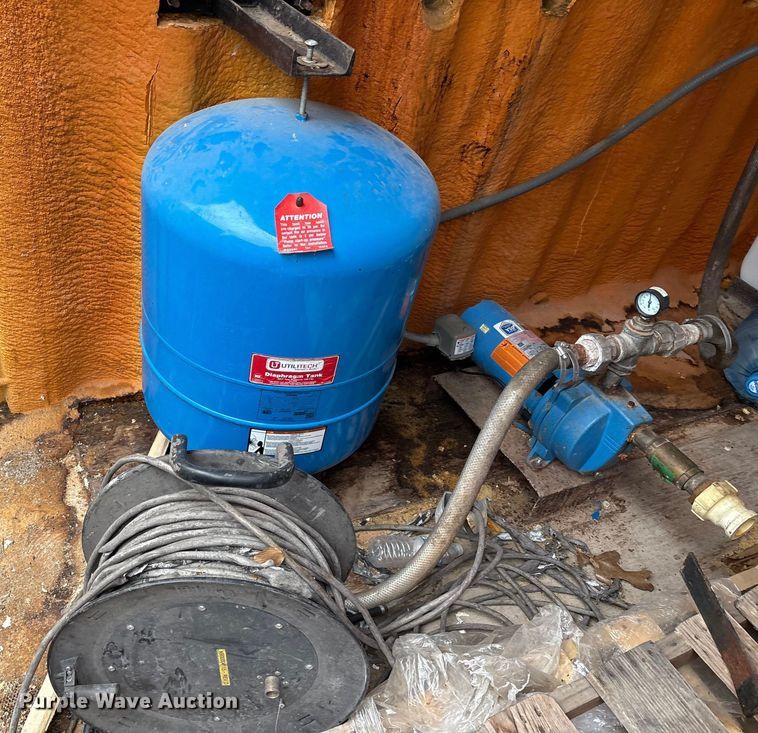 image for item FK1187 Water tank container