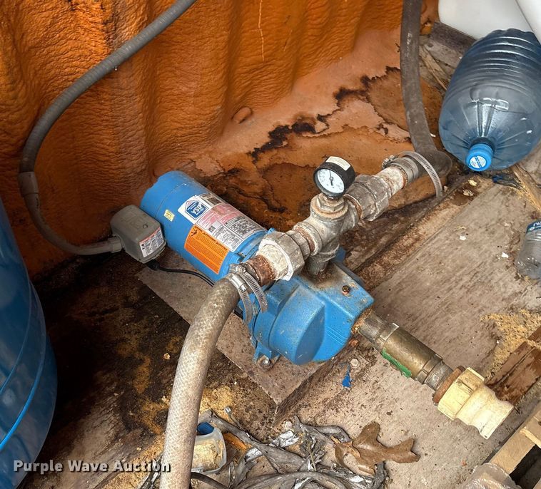 image for item FK1187 Water tank container