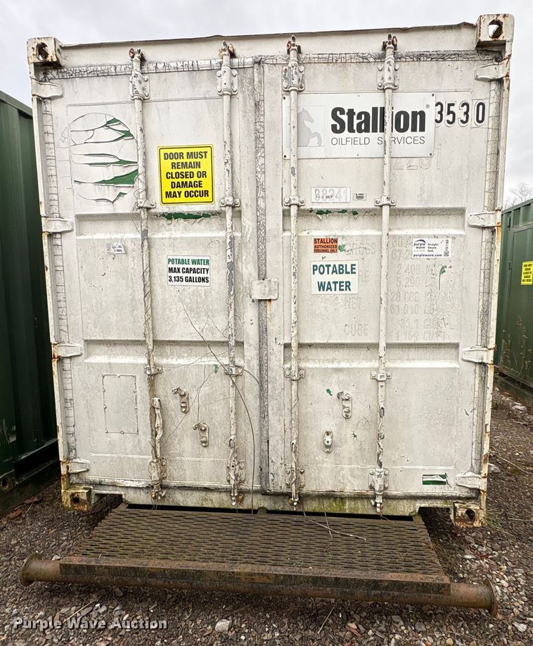 image for item FK1189 Water tank container