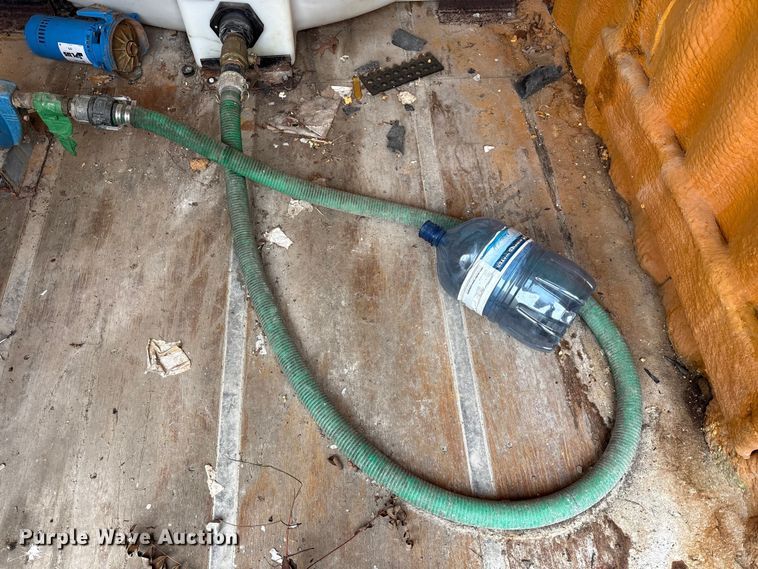 image for item FK1189 Water tank container