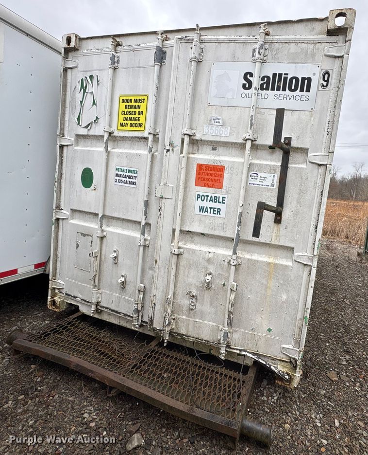 image for item FK1190 Water tank container