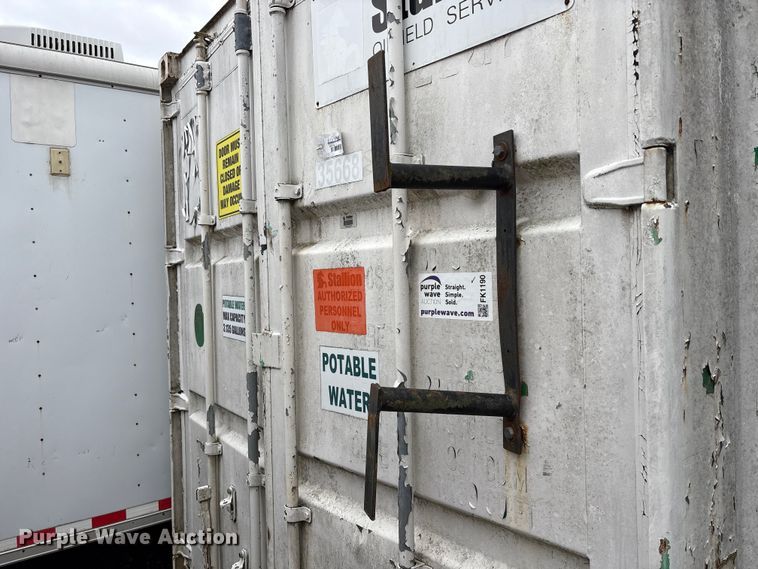 image for item FK1190 Water tank container