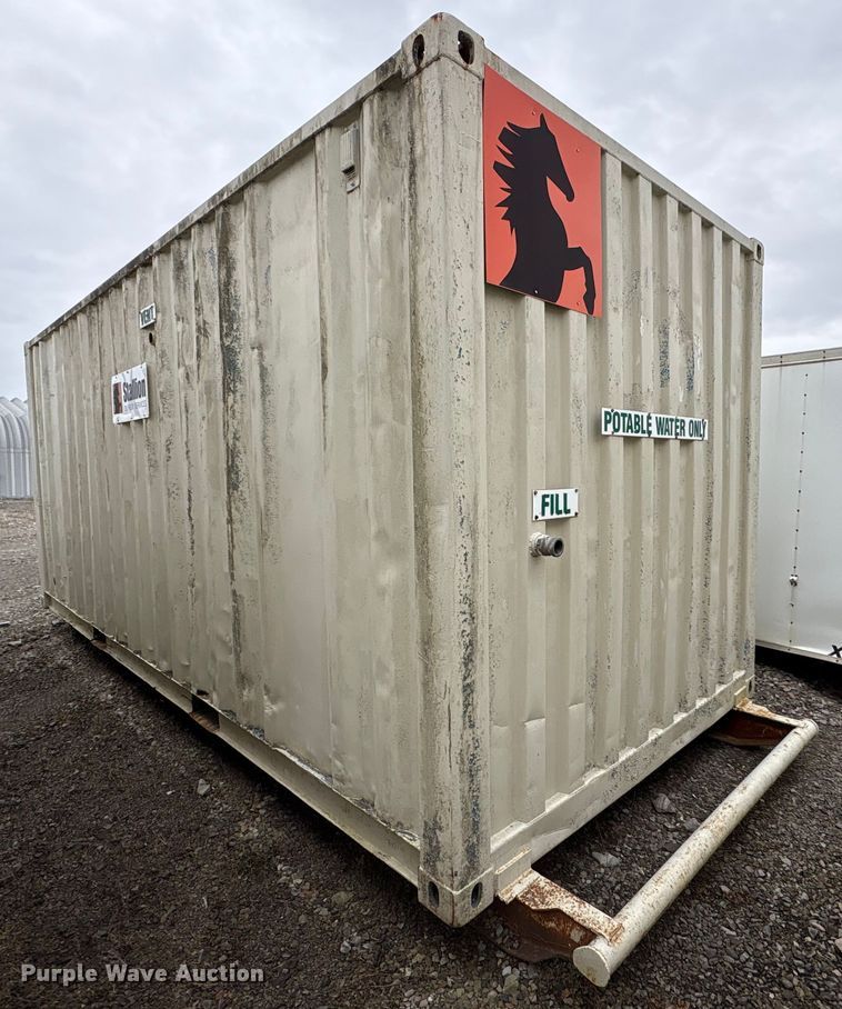 image for item FK1191 Water tank container