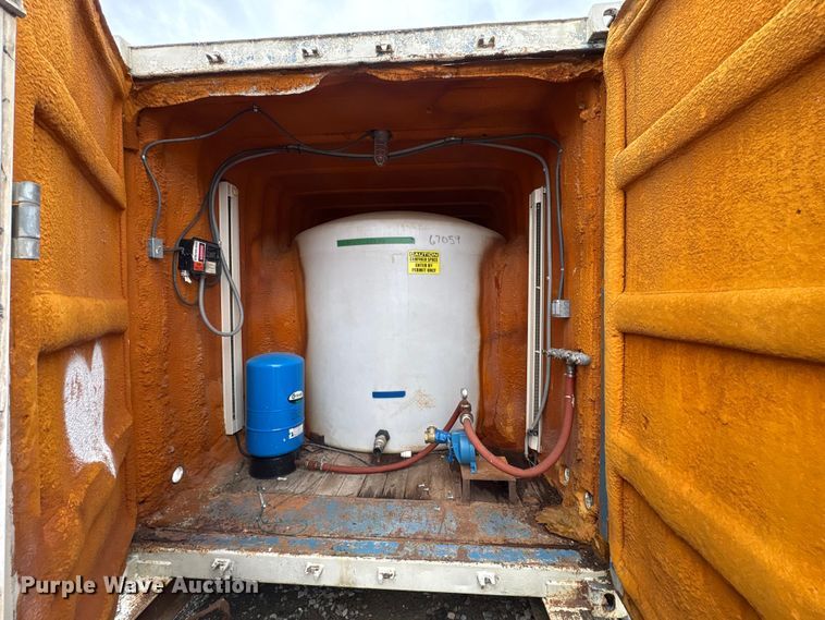 image for item FK1191 Water tank container