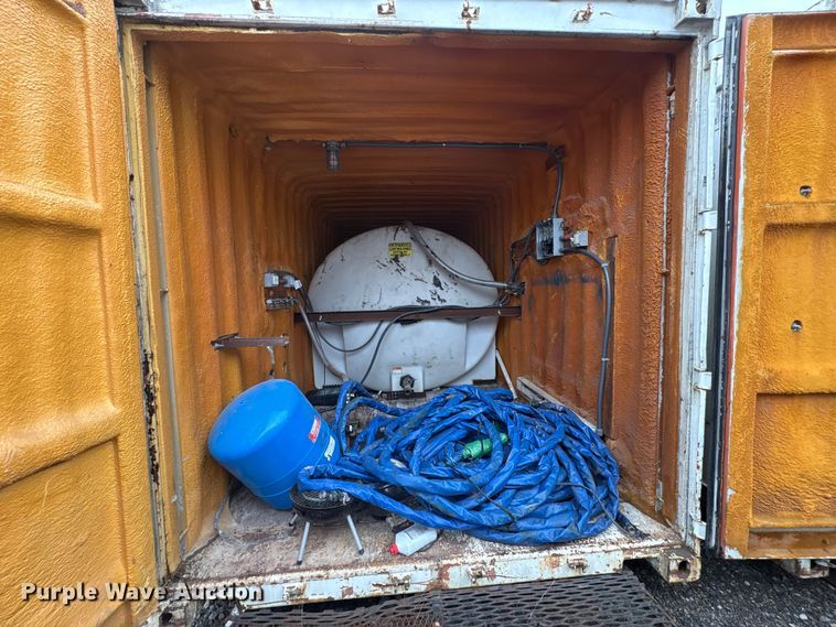 image for item FK1192 Water tank container