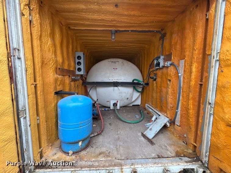 image for item FK1193 Water tank container