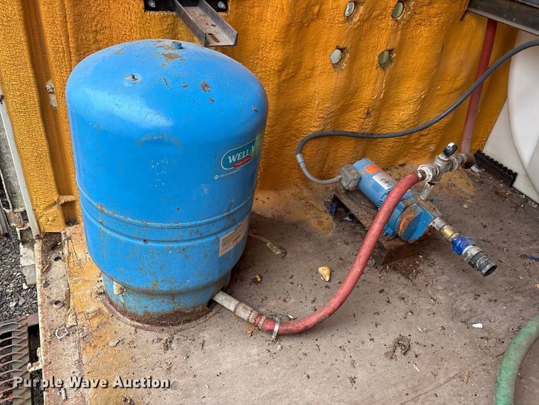 image for item FK1193 Water tank container