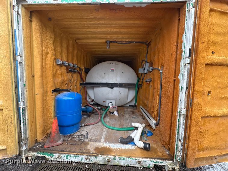 image for item FK1194 Water tank container