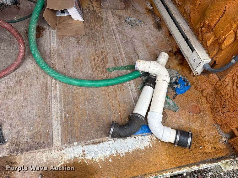 image for item FK1194 Water tank container