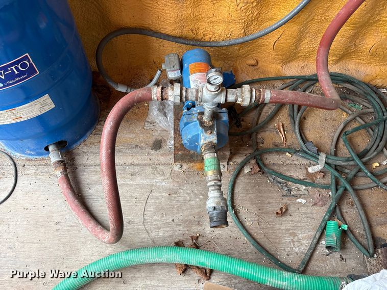 image for item FK1194 Water tank container