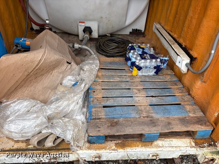 image for item FK1195 Water tank container