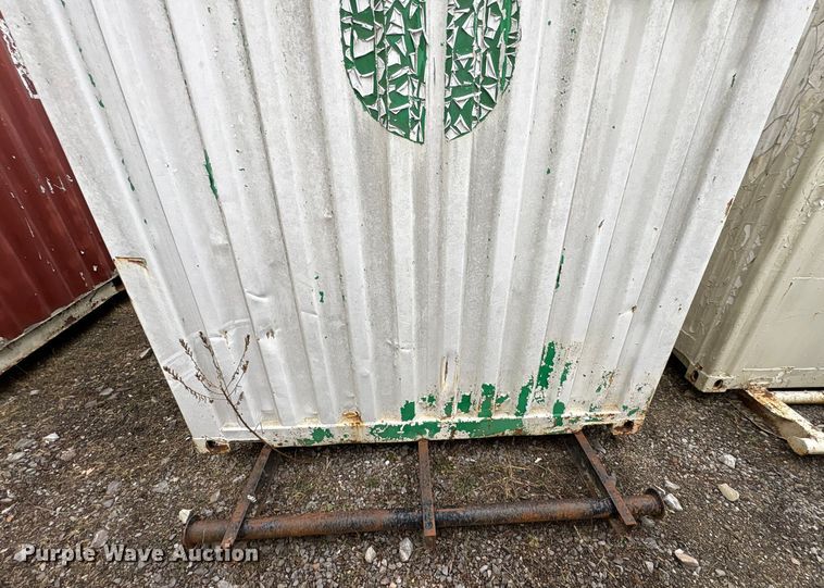 image for item FK1196 Water tank container