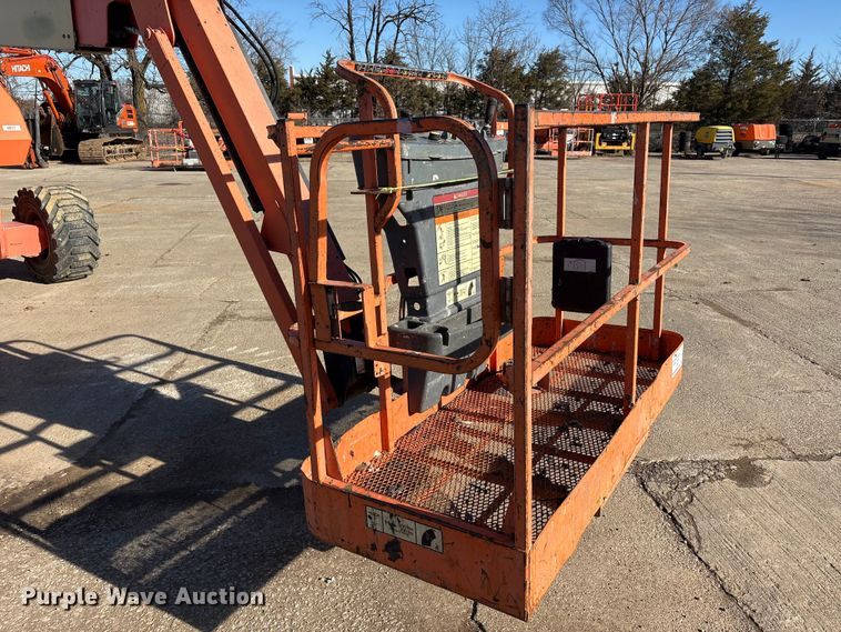 image for item FK1206 2011 JLG 800AJ boom lift
