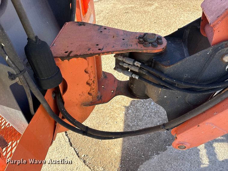 image for item FK1206 2011 JLG 800AJ boom lift