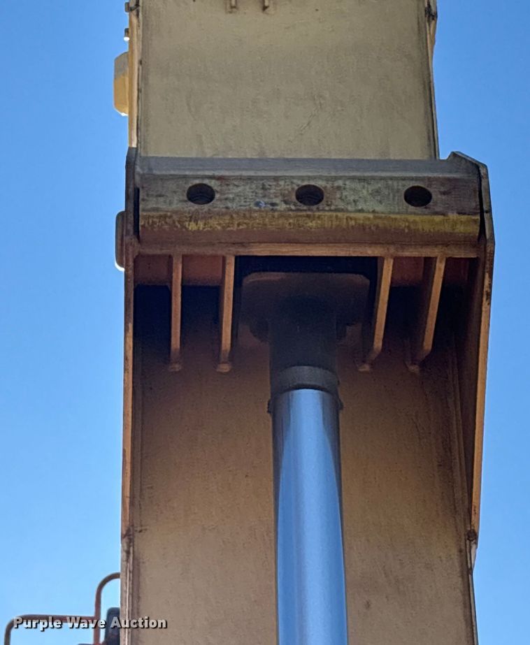 image for item FK1206 2011 JLG 800AJ boom lift