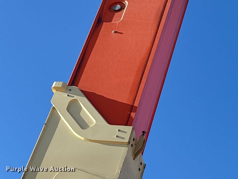 image for item FK1206 2011 JLG 800AJ boom lift