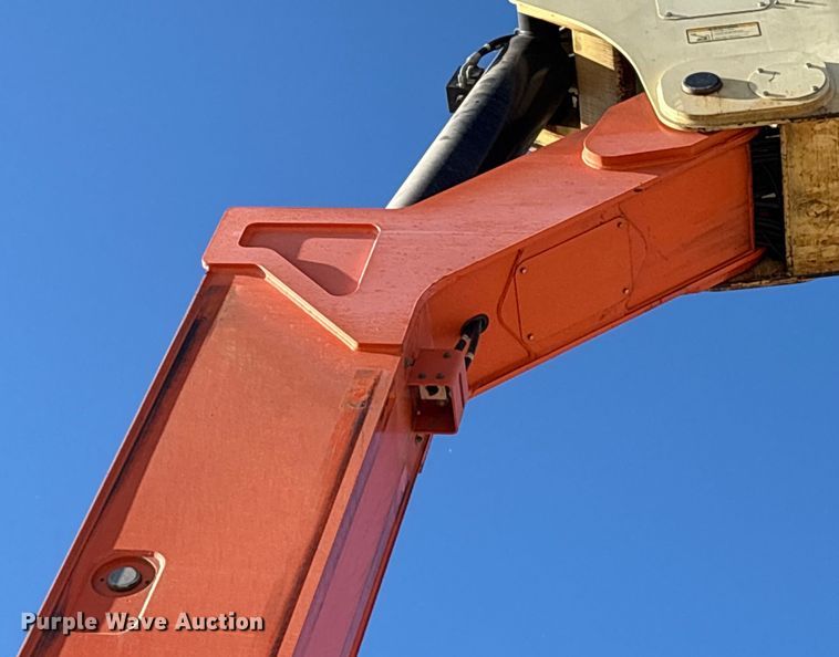 image for item FK1206 2011 JLG 800AJ boom lift