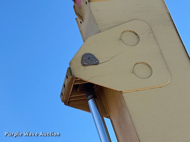 image for item FK1206 2011 JLG 800AJ boom lift