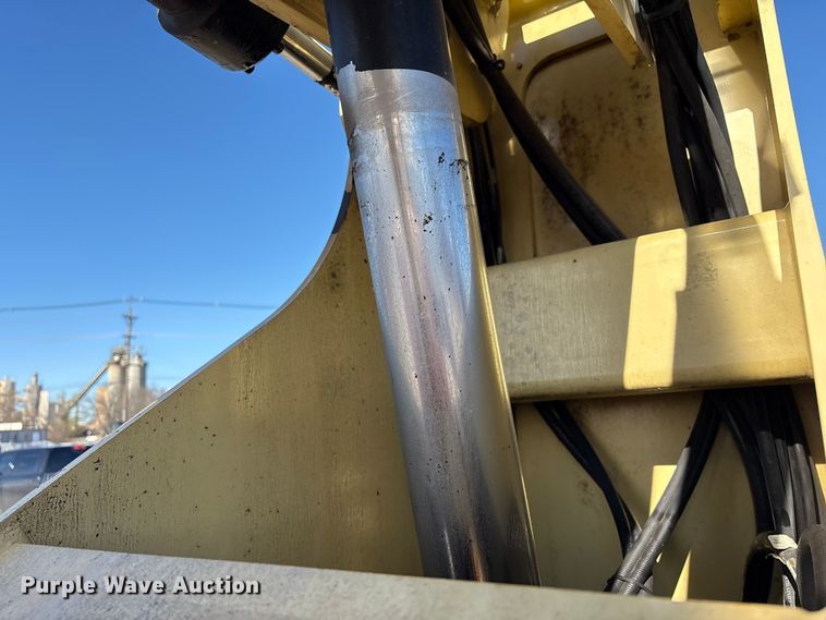 image for item FK1206 2011 JLG 800AJ boom lift