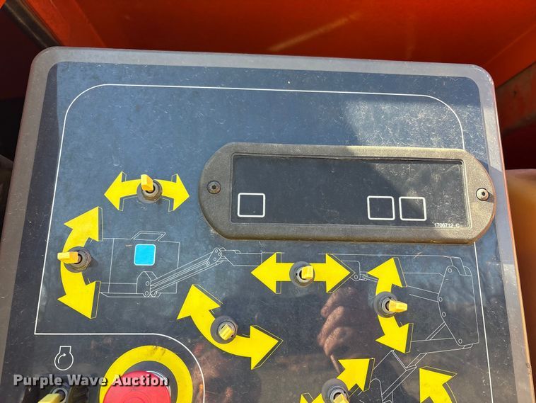 image for item FK1206 2011 JLG 800AJ boom lift