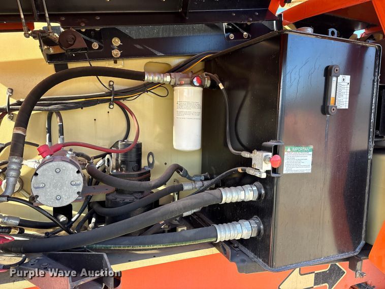 image for item FK1206 2011 JLG 800AJ boom lift