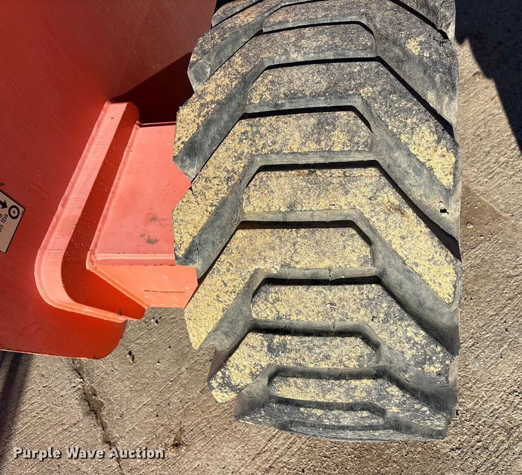 image for item FK1206 2011 JLG 800AJ boom lift