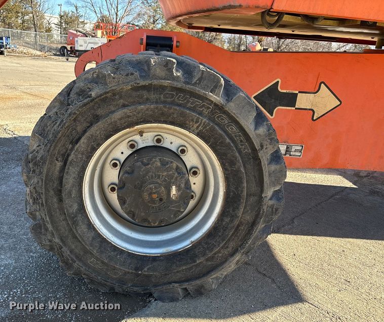 image for item FK1206 2011 JLG 800AJ boom lift