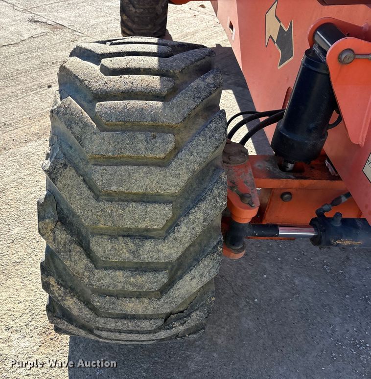 image for item FK1206 2011 JLG 800AJ boom lift