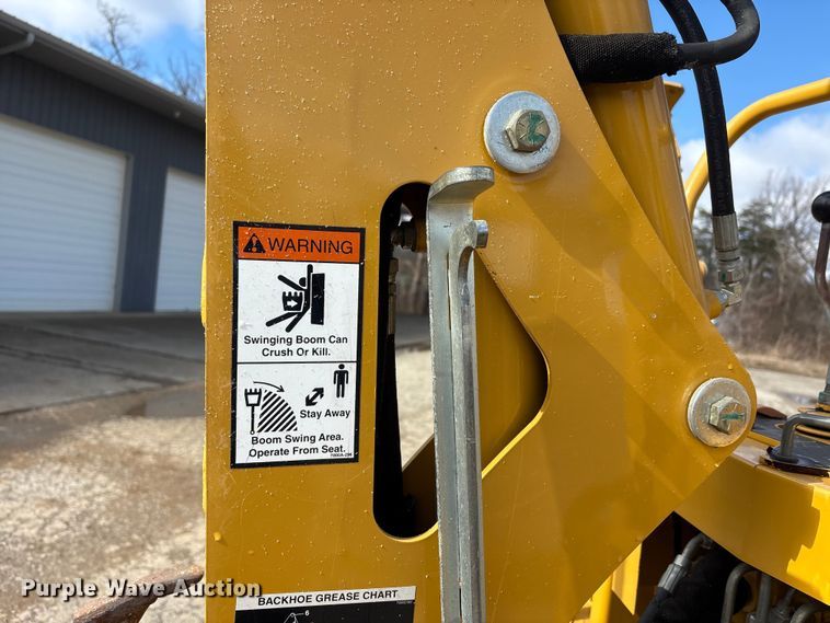 image for item FK1233 2006 Vermeer RT450 trencher