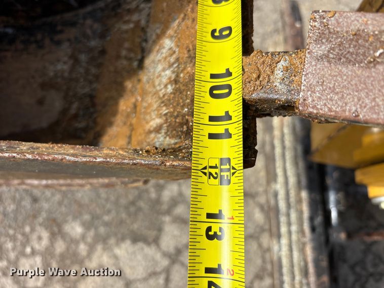 image for item FK1233 2006 Vermeer RT450 trencher