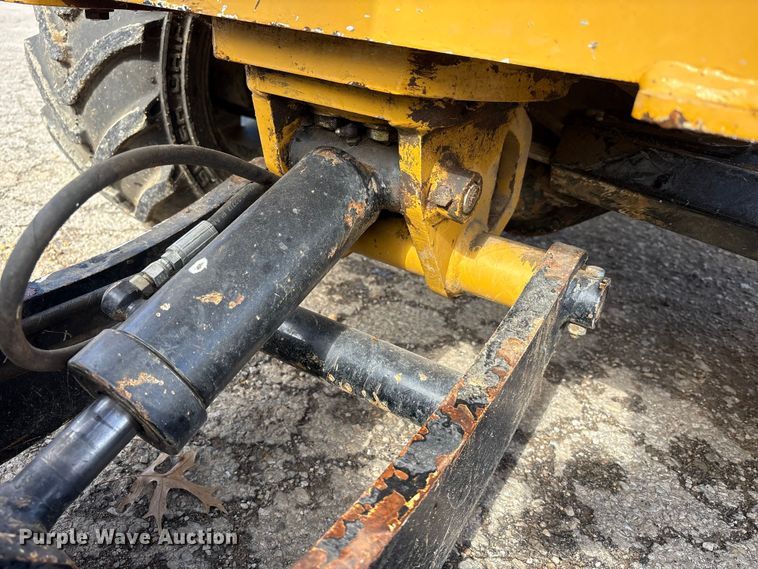 image for item FK1233 2006 Vermeer RT450 trencher