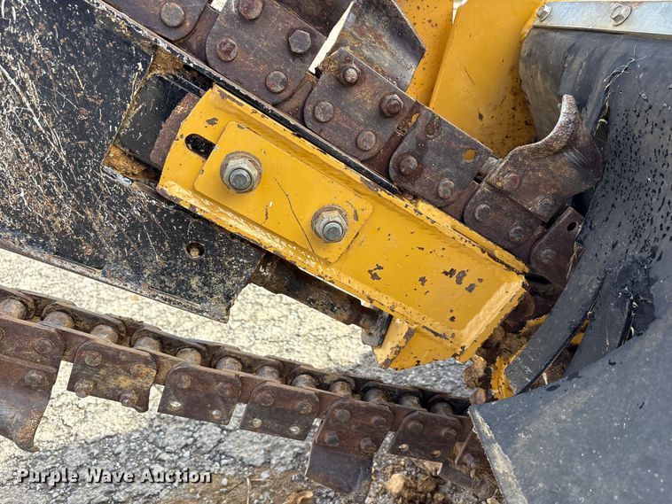 image for item FK1233 2006 Vermeer RT450 trencher