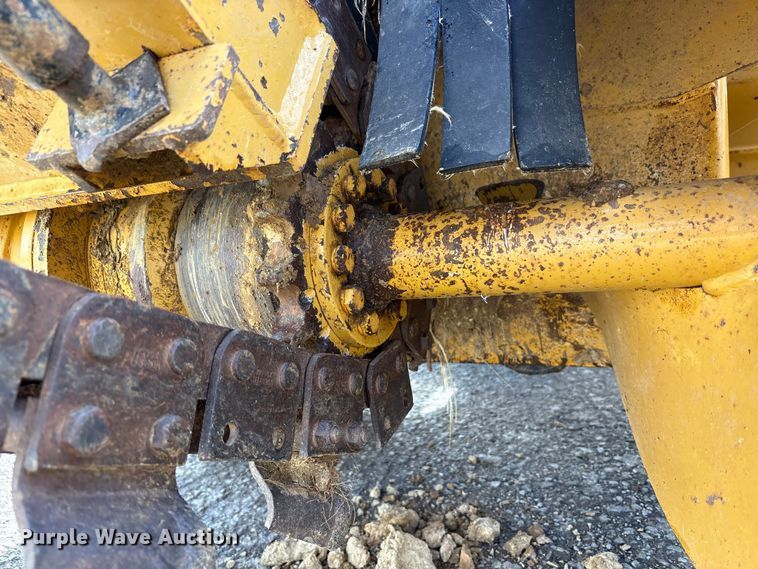 image for item FK1233 2006 Vermeer RT450 trencher