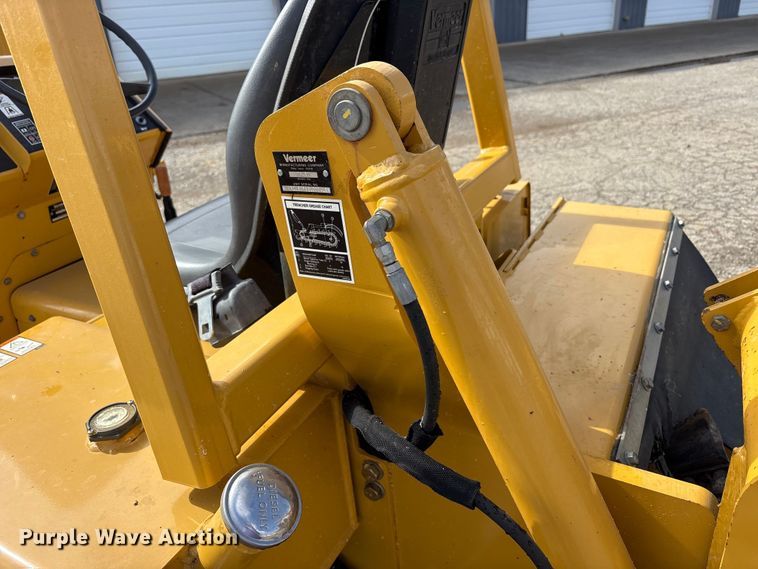 image for item FK1233 2006 Vermeer RT450 trencher
