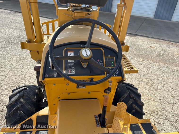 image for item FK1233 2006 Vermeer RT450 trencher