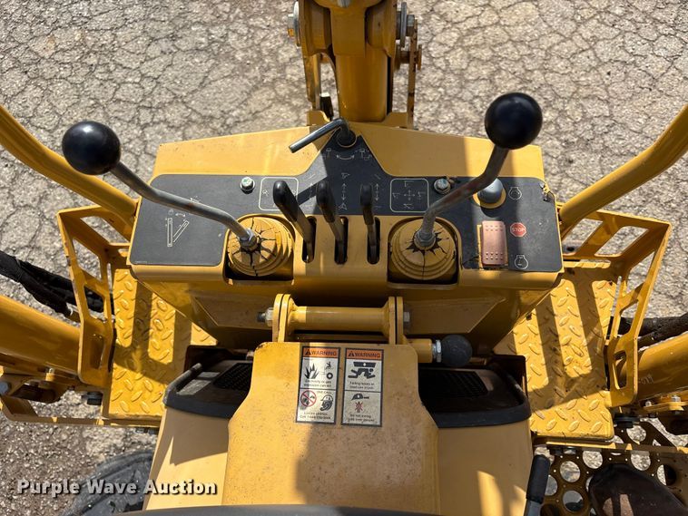 image for item FK1233 2006 Vermeer RT450 trencher