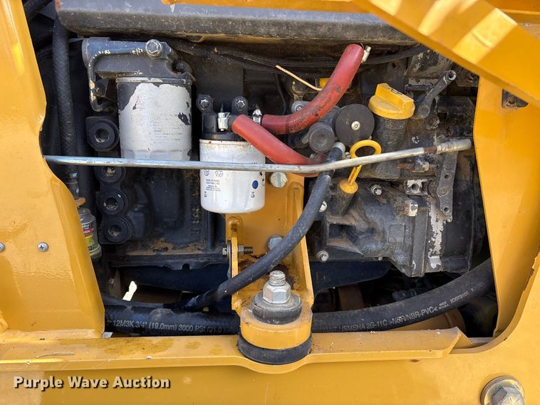 image for item FK1233 2006 Vermeer RT450 trencher