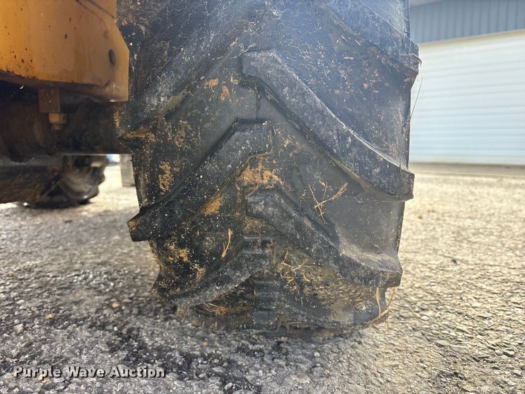 image for item FK1233 2006 Vermeer RT450 trencher