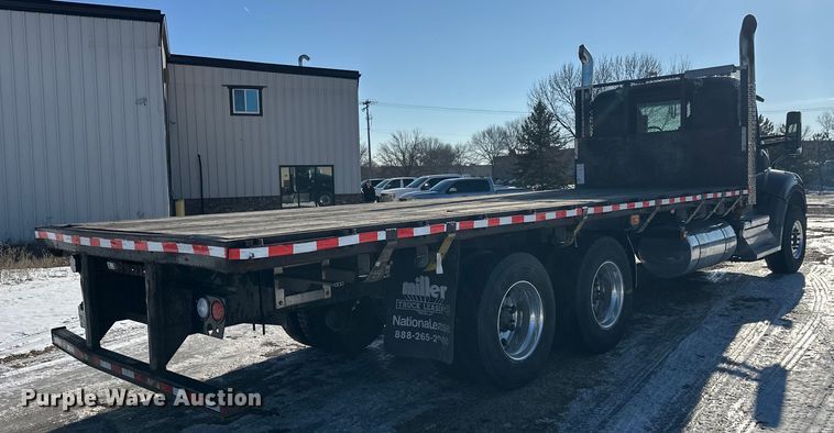 image for item FK1600 2020 Kenworth T880 flatbed truck