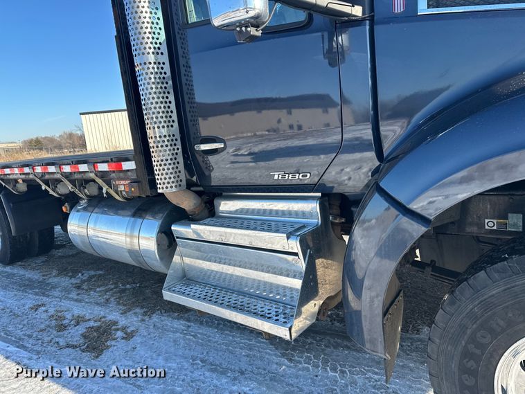 image for item FK1600 2020 Kenworth T880 flatbed truck