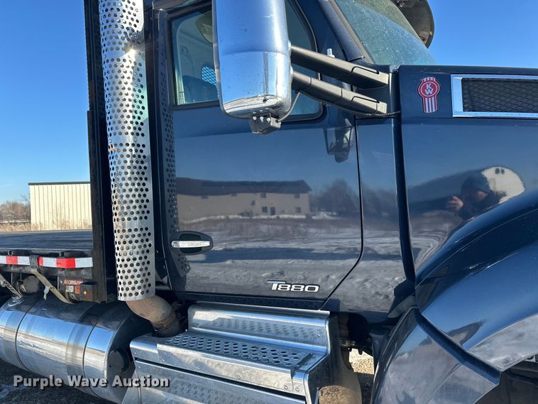 image for item FK1600 2020 Kenworth T880 flatbed truck