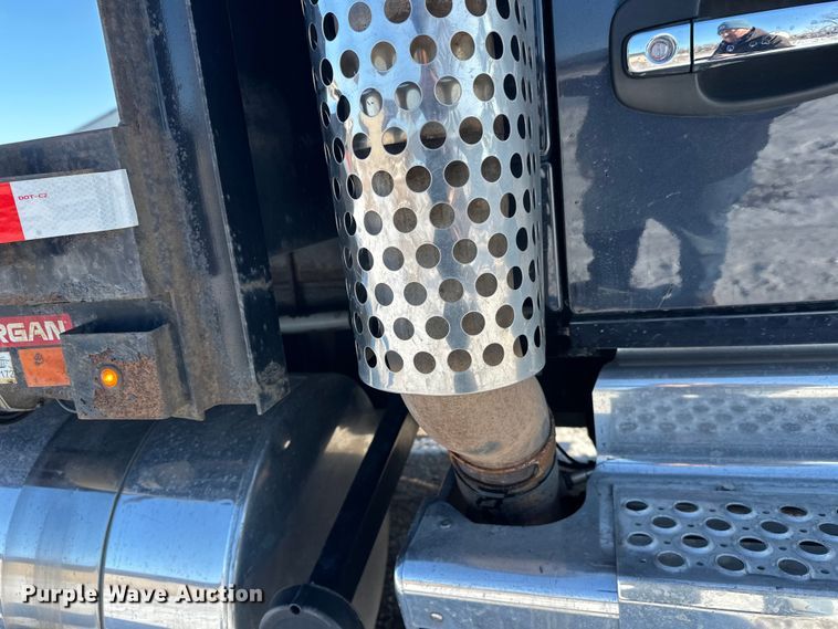 image for item FK1600 2020 Kenworth T880 flatbed truck