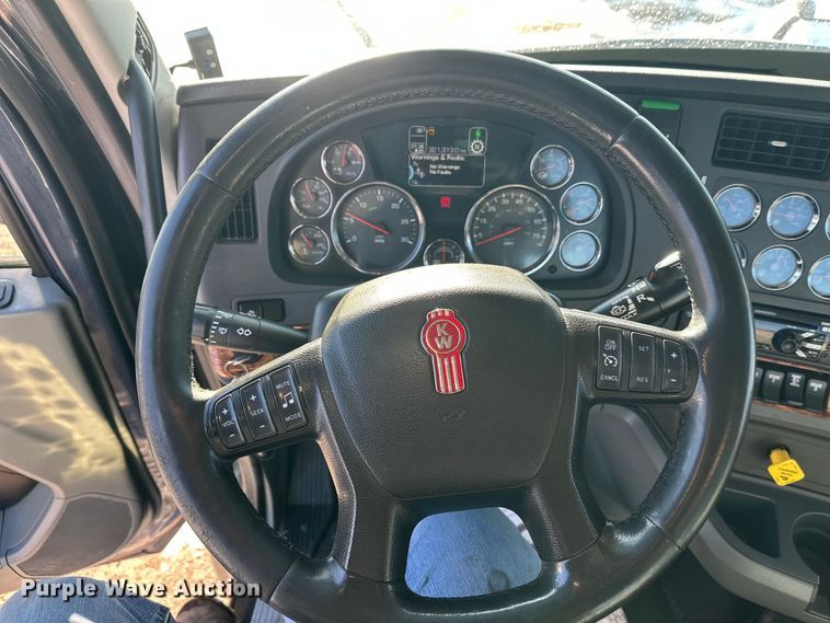 image for item FK1600 2020 Kenworth T880 flatbed truck