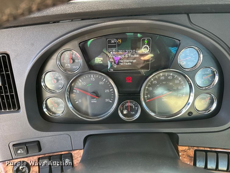 image for item FK1600 2020 Kenworth T880 flatbed truck