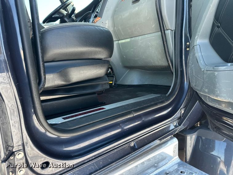 image for item FK1600 2020 Kenworth T880 flatbed truck