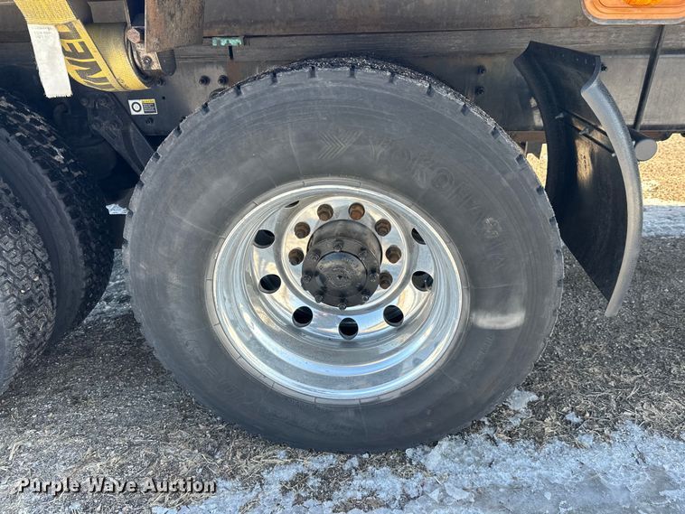 image for item FK1600 2020 Kenworth T880 flatbed truck