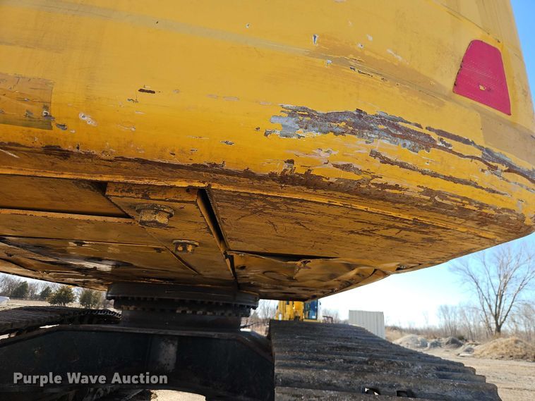 image for item FN5576 2015 Komatsu PC490LC-10 excavator